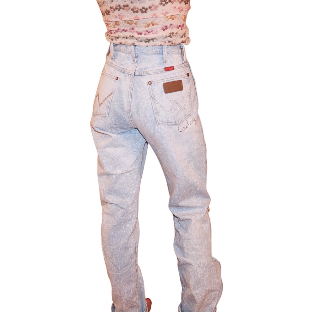 Rhinestone Wrangler Jeans ✨